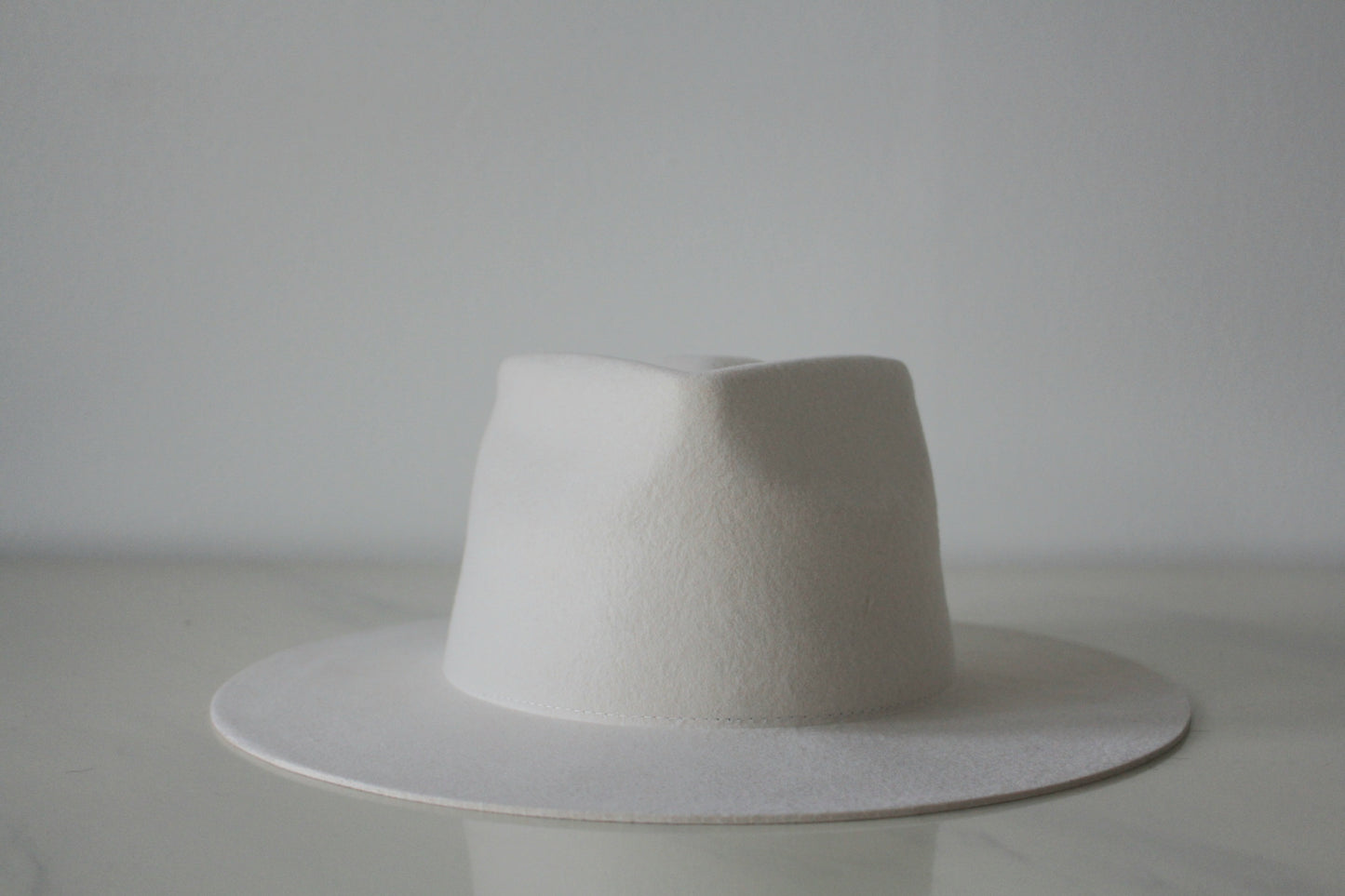 Classic Fedora - Ivory