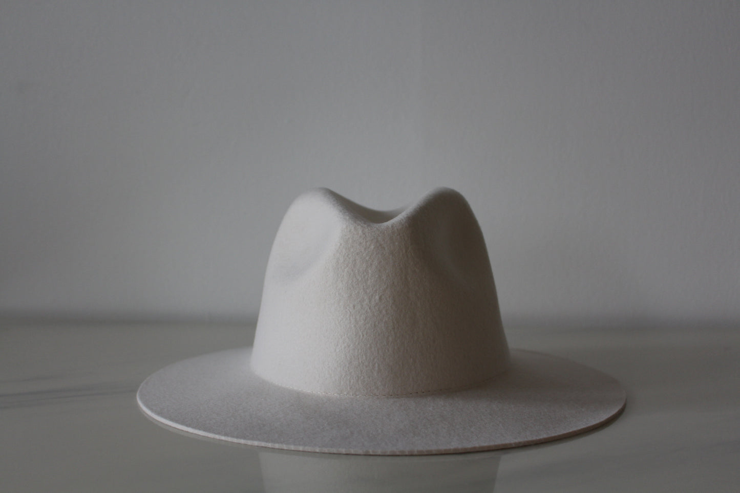 Large Size Fedora - Ivory