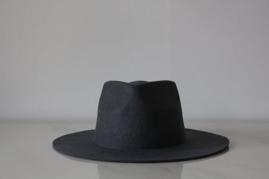 Classic Fedora - Grey