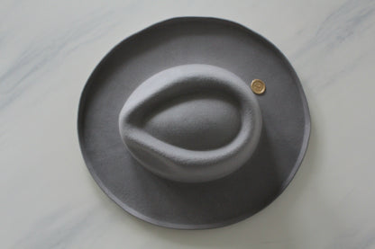 Pencil Brim - Grey